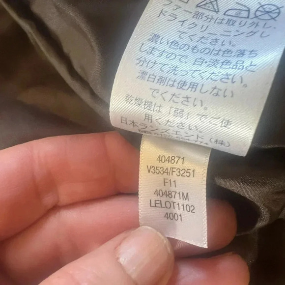 Lands End ladies puffer vest with faux fur collar M. 10/12 Brand new. - Picture 11 of 16